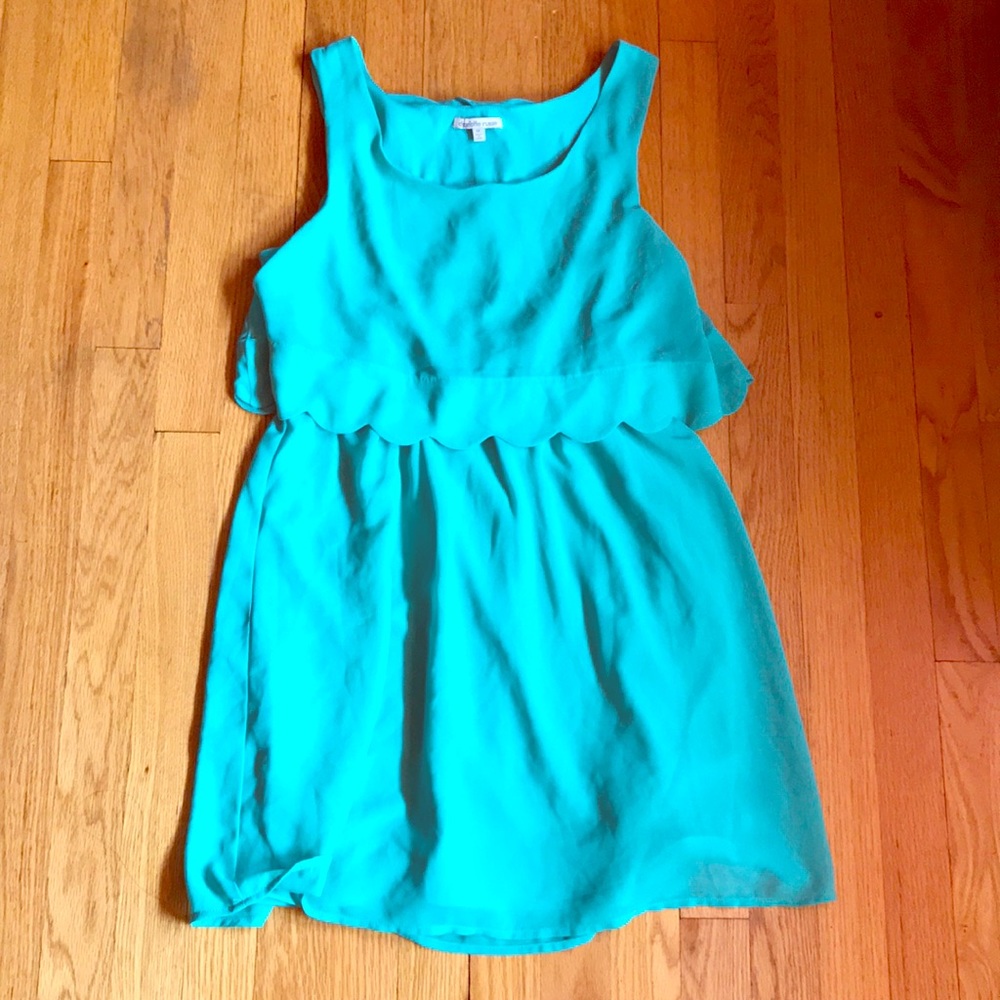 Selling this cute dress! Perfect for the summer❤️